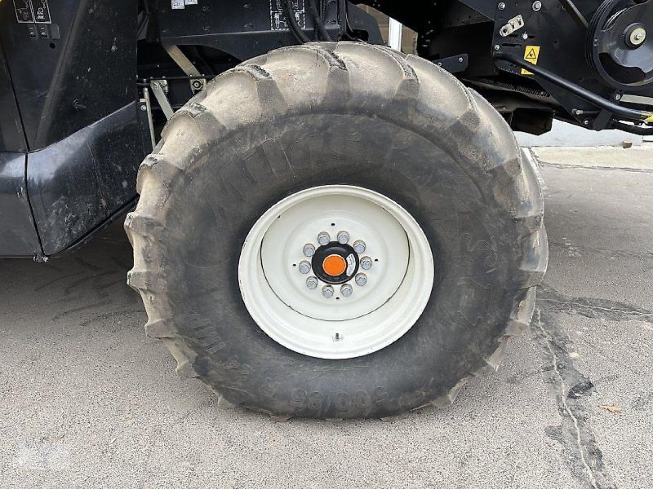 Mähdrescher des Typs New Holland CR 8.90, Gebrauchtmaschine in Pragsdorf (Bild 4)