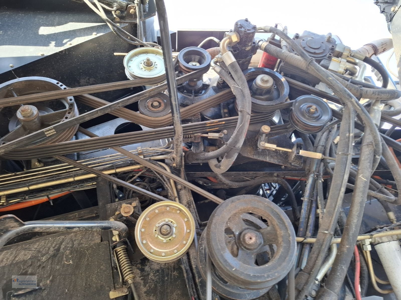 Mähdrescher of the type New Holland CR 9060 / CR9060, Gebrauchtmaschine in Altenberge (Picture 28)