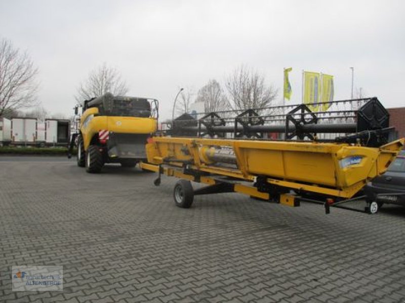 Mähdrescher of the type New Holland CR 9060 / CR9060, Gebrauchtmaschine in Altenberge (Picture 14)