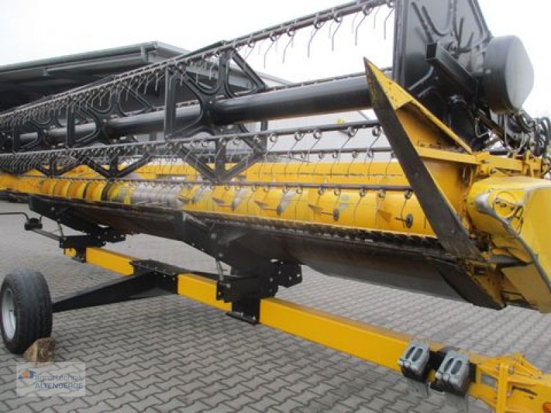 Mähdrescher of the type New Holland CR 9060 / CR9060, Gebrauchtmaschine in Altenberge (Picture 16)