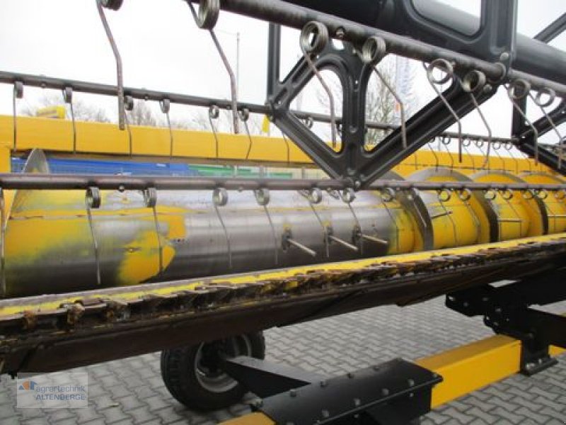 Mähdrescher of the type New Holland CR 9060 / CR9060, Gebrauchtmaschine in Altenberge (Picture 18)