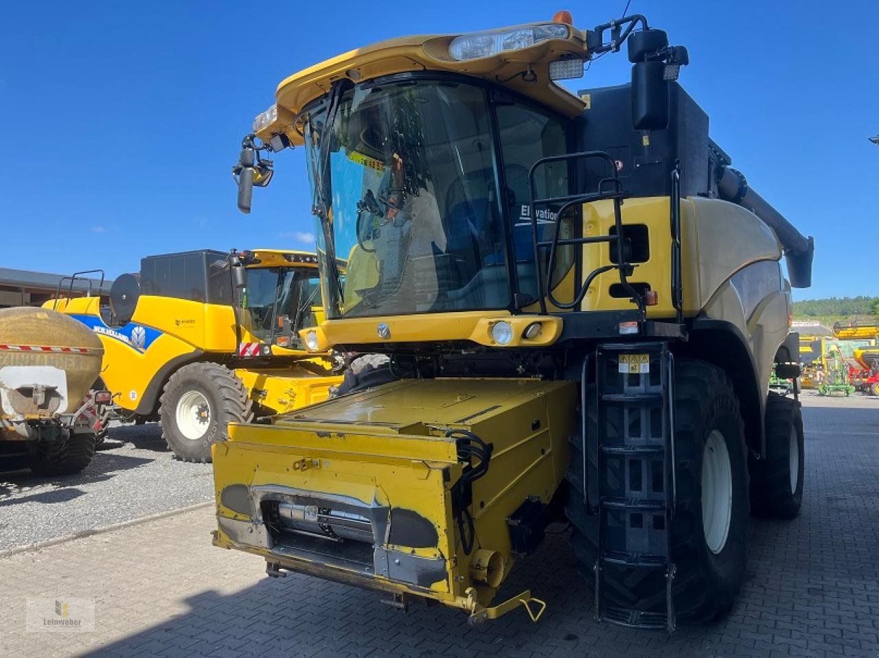 Mähdrescher typu New Holland CR 9070 Elevation, Gebrauchtmaschine v Neuhof - Dorfborn (Obrázek 2)