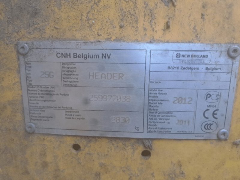 Mähdrescher tip New Holland CR 9070, Gebrauchtmaschine in PITHIVIERS Cedex (Poză 8)