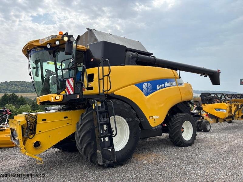 Mähdrescher Türe ait New Holland CR 9070, Gebrauchtmaschine içinde ROYE (resim 1)