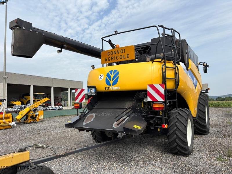 Mähdrescher типа New Holland CR 9070, Gebrauchtmaschine в ROYE (Фотография 3)