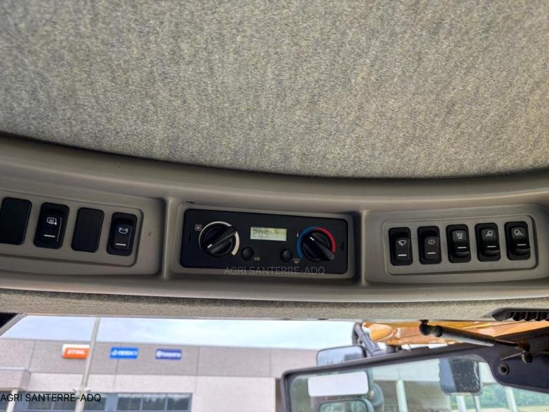 Mähdrescher типа New Holland CR 9070, Gebrauchtmaschine в ROYE (Фотография 9)