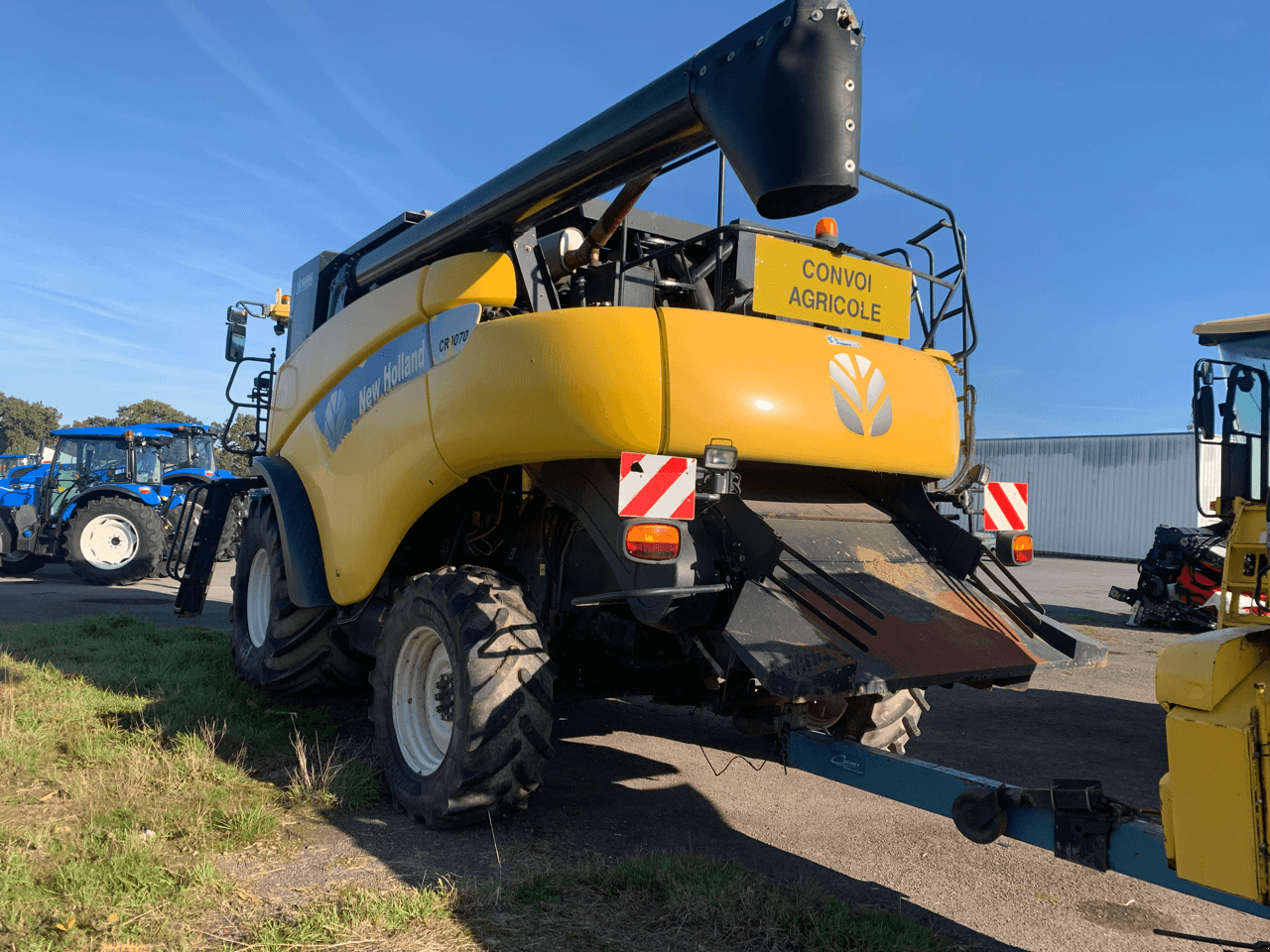 Mähdrescher tip New Holland CR 9070, Gebrauchtmaschine in TREMEUR (Poză 4)