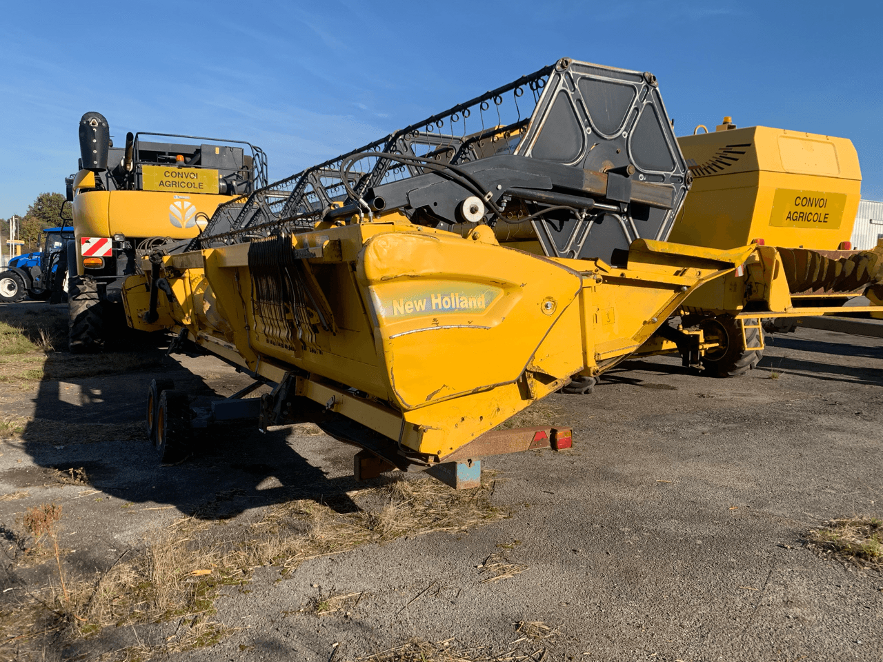 Mähdrescher tip New Holland CR 9070, Gebrauchtmaschine in TREMEUR (Poză 8)
