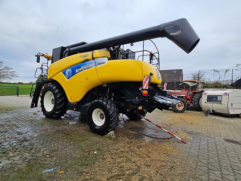 Mähdrescher des Typs New Holland CR 9080 mit Brandschaden, Gebrauchtmaschine in Honigsee (Bild 7)