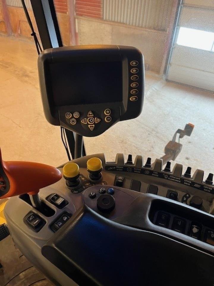 Mähdrescher типа New Holland CR 9080 SLH, Gebrauchtmaschine в Maribo (Фотография 12)