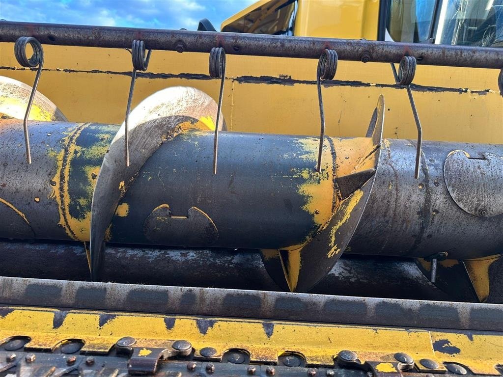 Mähdrescher of the type New Holland CR 9080 SLS Incl Varifeed 9,1 meter skærebord. SLS., Gebrauchtmaschine in Kolding (Picture 19)