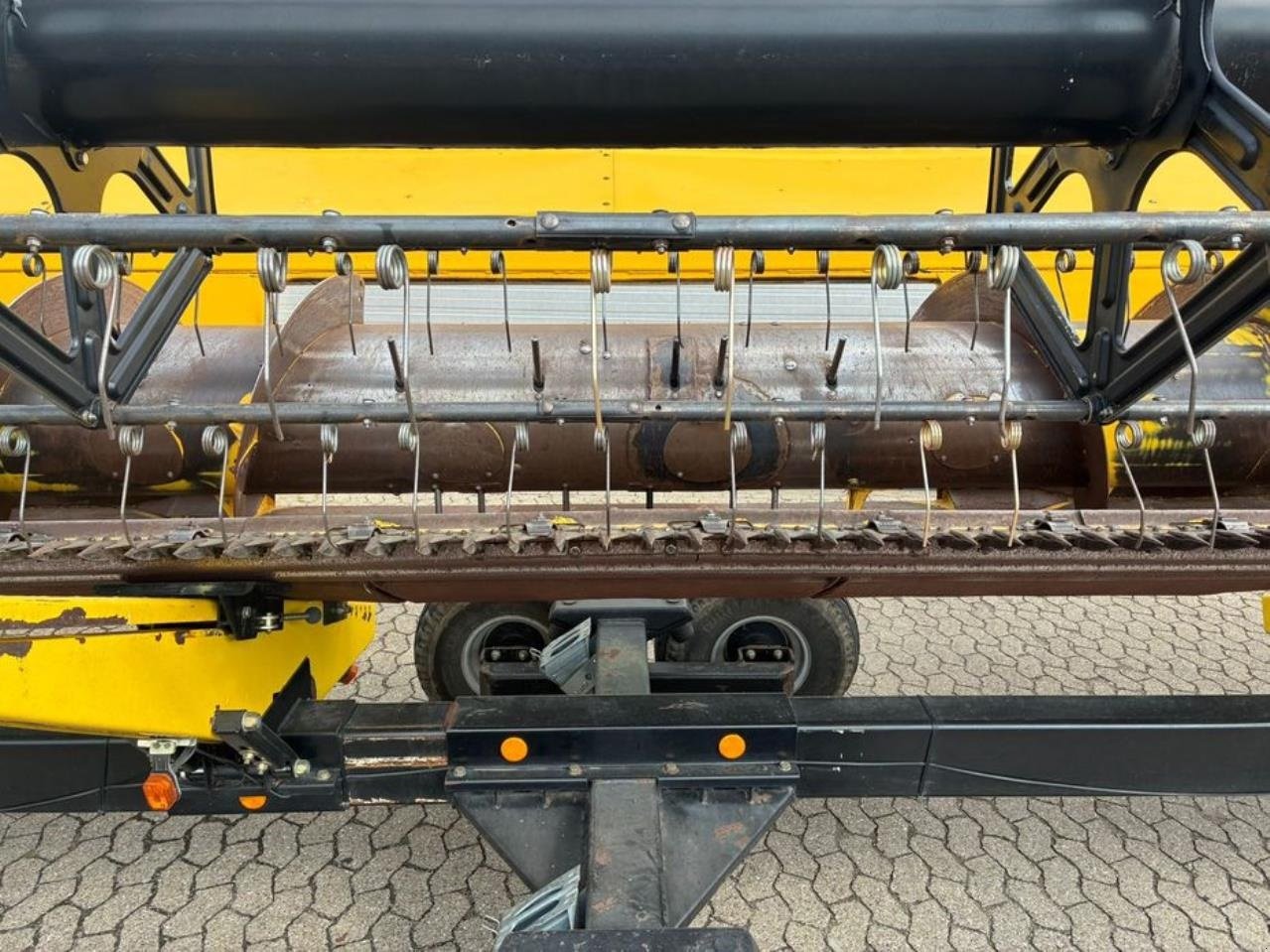 Mähdrescher of the type New Holland CR 9090, Gebrauchtmaschine in Trige (Picture 16)