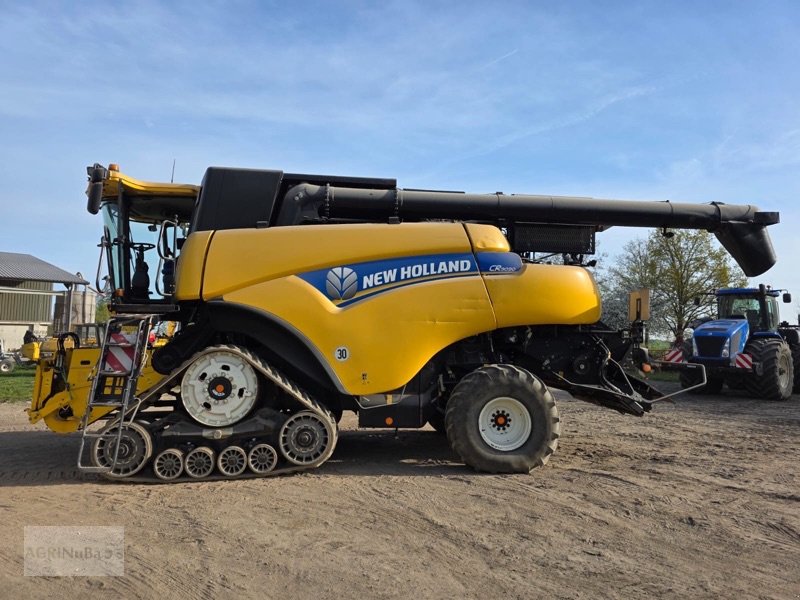 Mähdrescher des Typs New Holland CR 9090, Gebrauchtmaschine in Prenzlau (Bild 4)