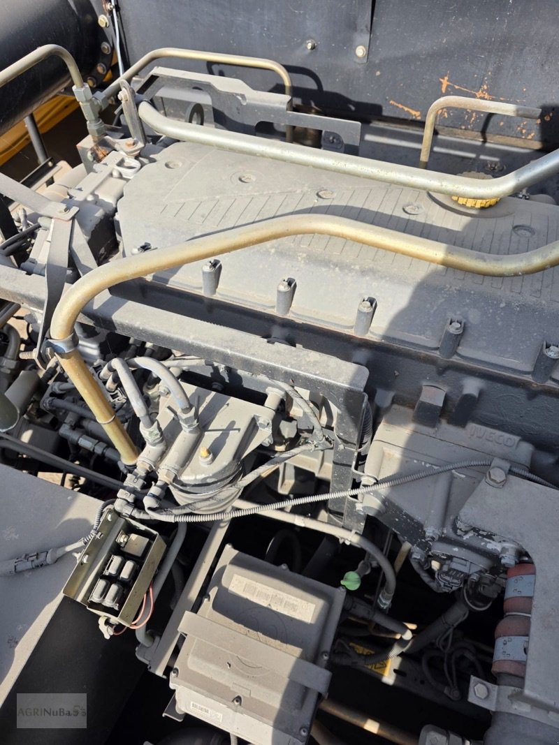 Mähdrescher des Typs New Holland CR 9090, Gebrauchtmaschine in Prenzlau (Bild 15)