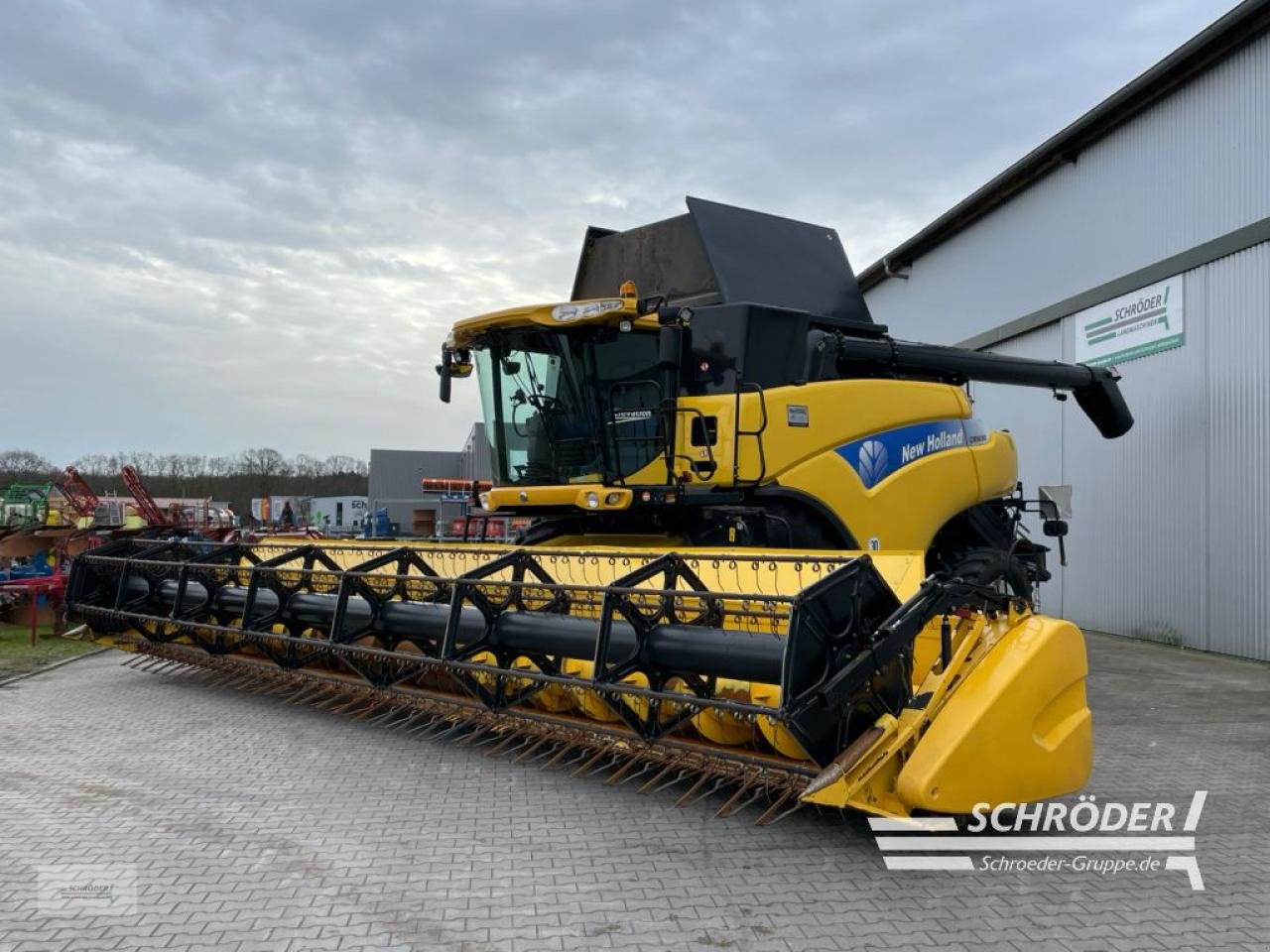 Mähdrescher типа New Holland CR 9090, Gebrauchtmaschine в Wildeshausen (Фотография 5)