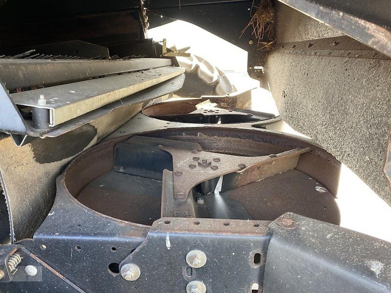 Mähdrescher des Typs New Holland CR 9090, Gebrauchtmaschine in Pragsdorf (Bild 9)