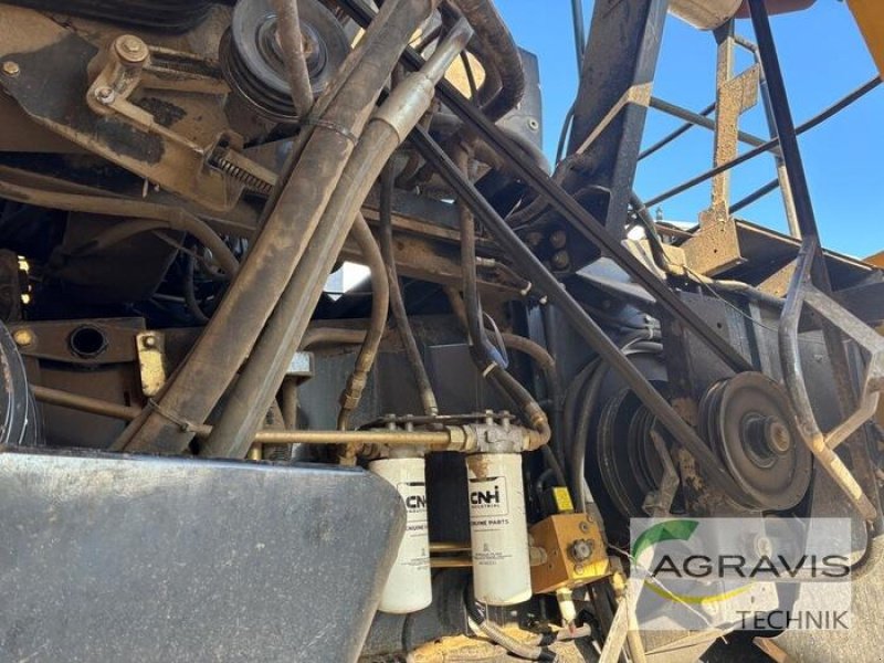 Mähdrescher of the type New Holland CR 960, Gebrauchtmaschine in Salzkotten (Picture 20)