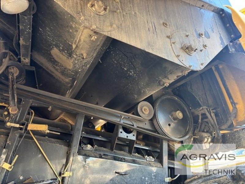 Mähdrescher of the type New Holland CR 960, Gebrauchtmaschine in Salzkotten (Picture 21)