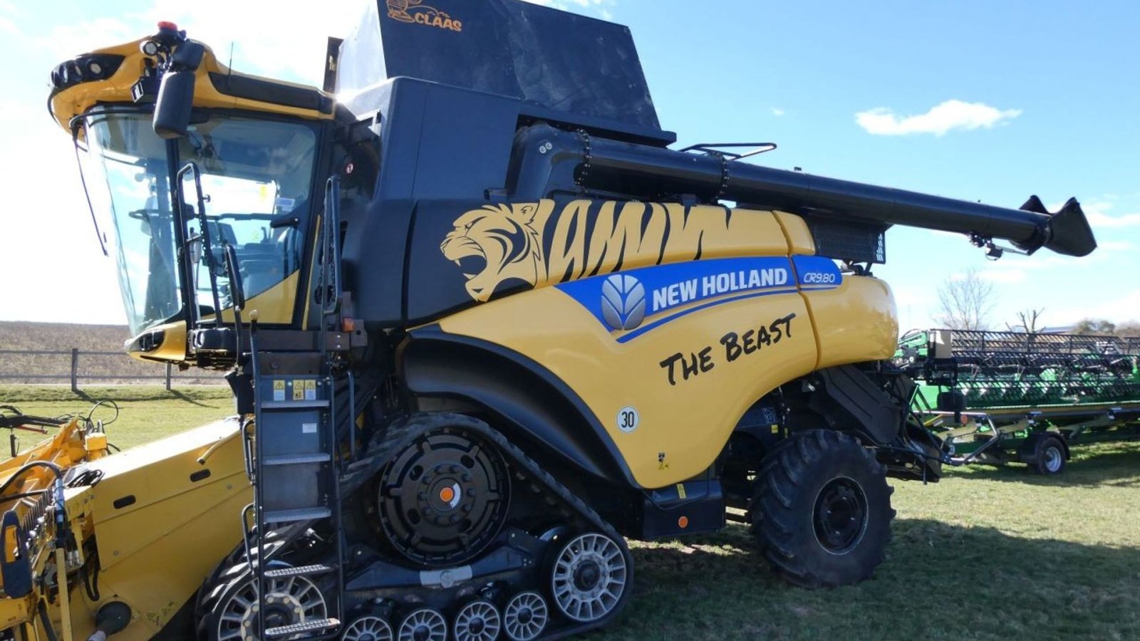 Mähdrescher des Typs New Holland CR 980 Bælte maskine. Med RTK og 12 meter skærebord., Gebrauchtmaschine in Kolding (Bild 3)
