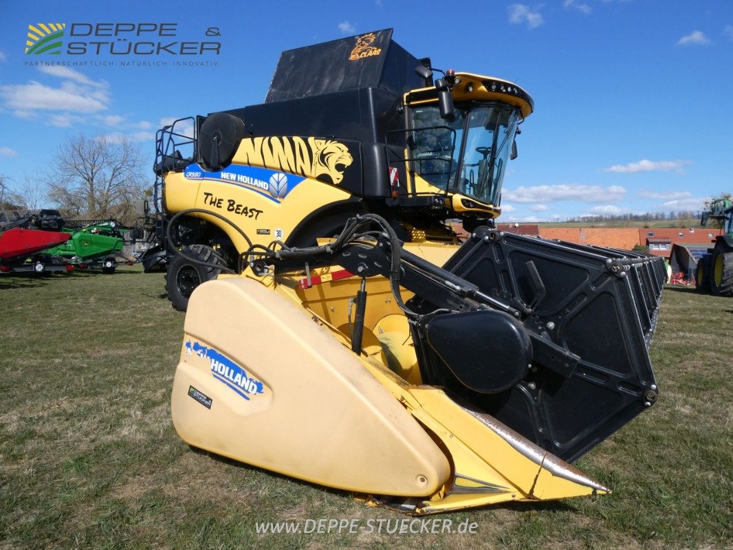 Mähdrescher tip New Holland CR 9.80 (MY 2016) Raupe, Gebrauchtmaschine in Lauterberg/Barbis (Poză 10)