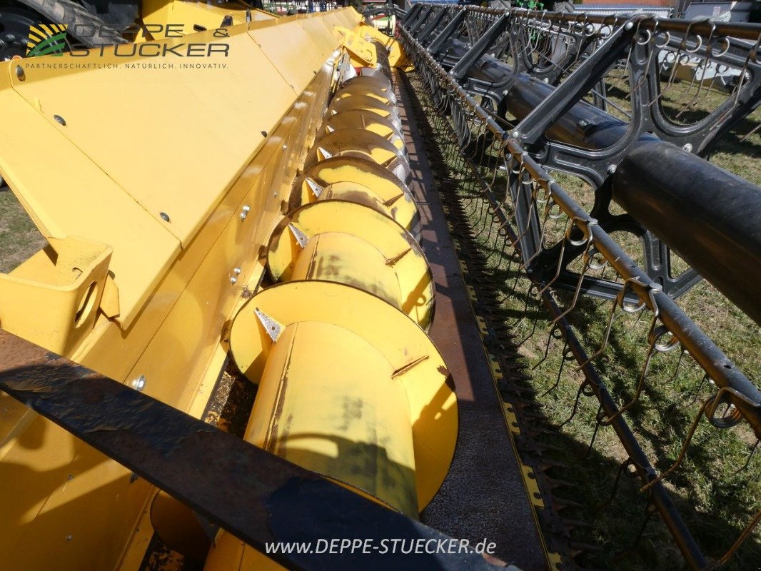 Mähdrescher tip New Holland CR 9.80 (MY 2016) Raupe, Gebrauchtmaschine in Lauterberg/Barbis (Poză 12)