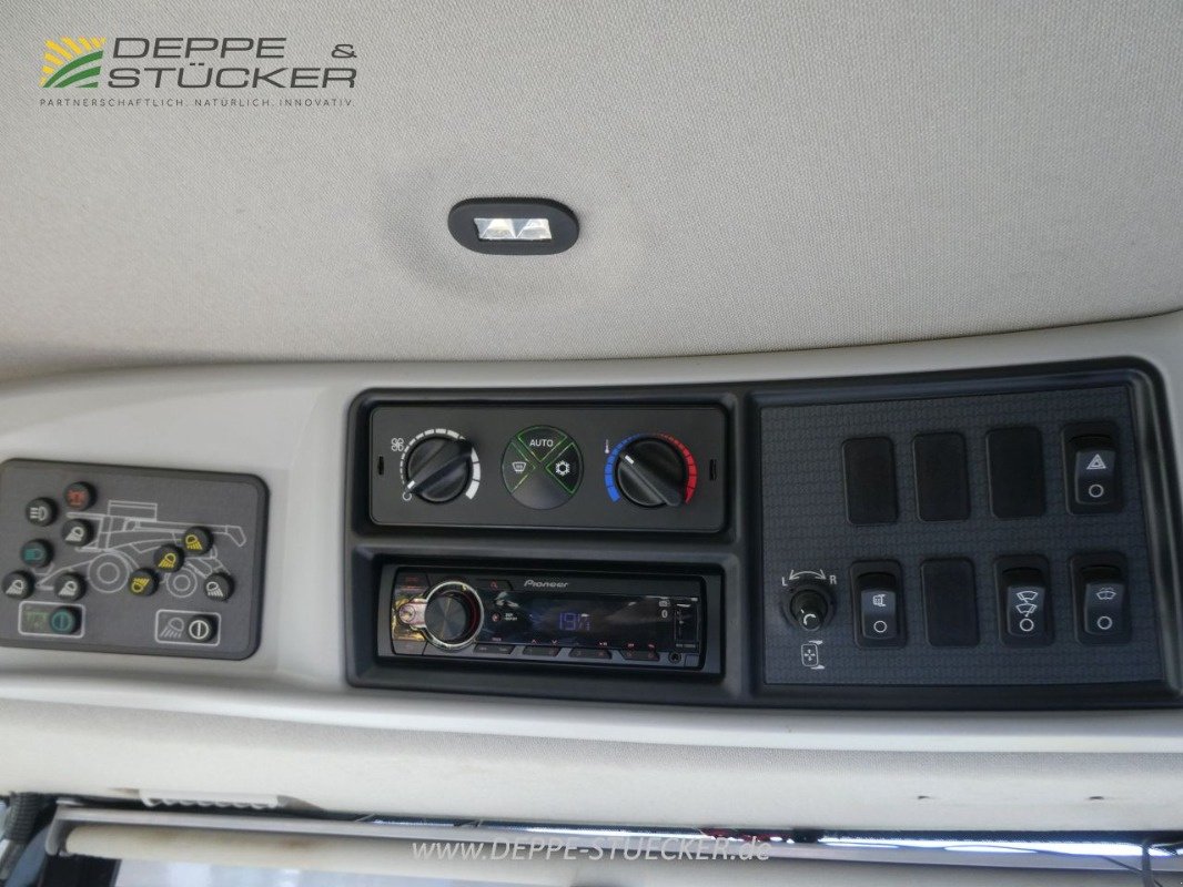 Mähdrescher tip New Holland CR 9.80 (MY 2016) Raupe, Gebrauchtmaschine in Lauterberg/Barbis (Poză 19)