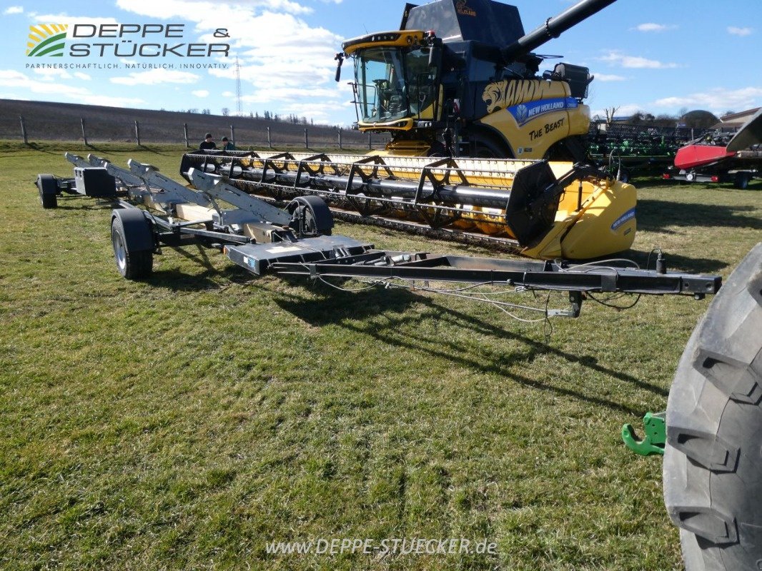 Mähdrescher tip New Holland CR 9.80 (MY 2016) Raupe, Gebrauchtmaschine in Lauterberg/Barbis (Poză 26)