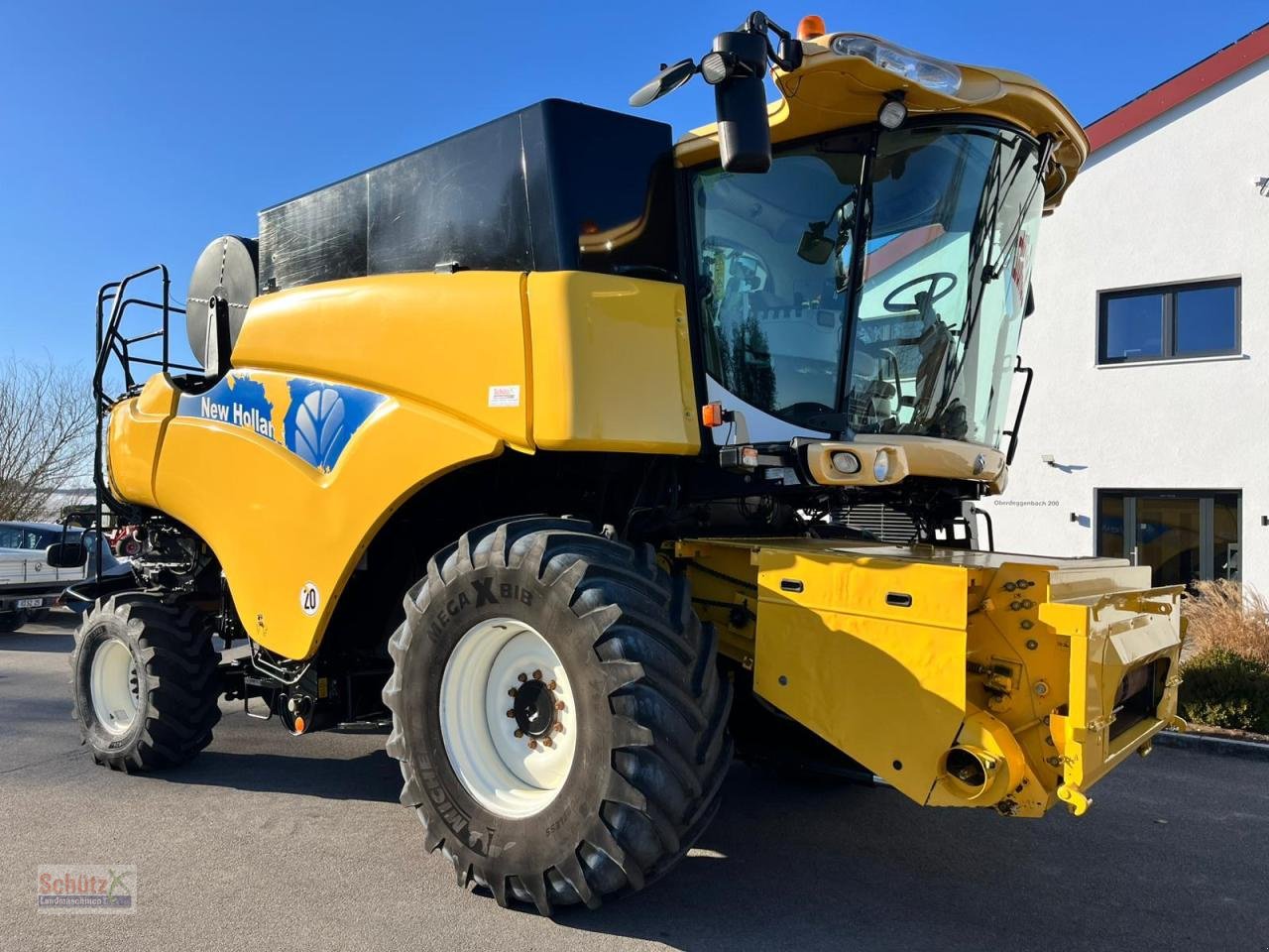 Mähdrescher vrste New Holland CR 980, SmartSteer, Schneidwerk optional, Gebrauchtmaschine v Schierling (Slika 12)