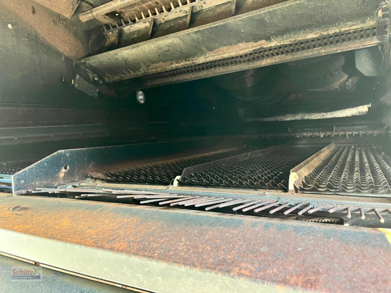 Mähdrescher vrste New Holland CR 980, SmartSteer, Schneidwerk optional, Gebrauchtmaschine v Schierling (Slika 21)