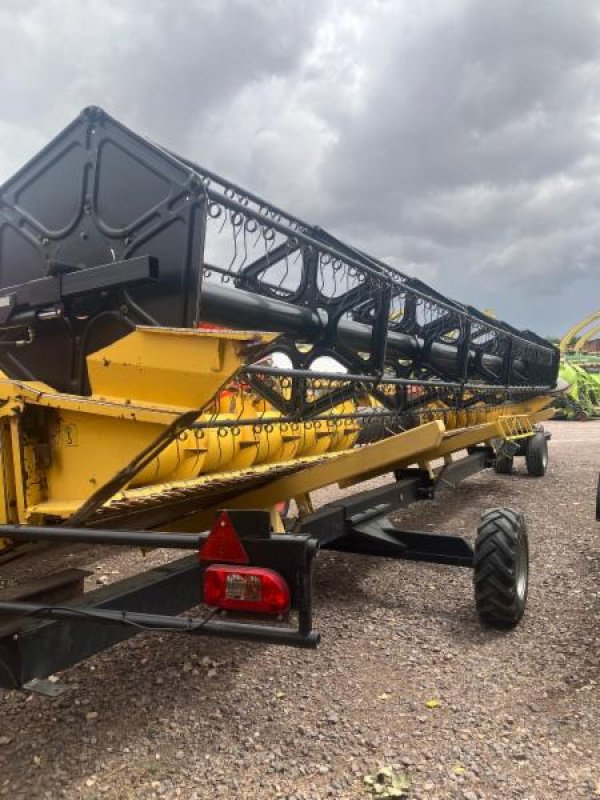 Mähdrescher des Typs New Holland CR 980, Gebrauchtmaschine in Landsberg (Bild 7)