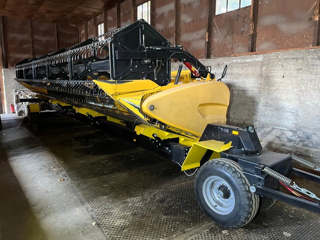 Mähdrescher typu New Holland CR 9.80, Gebrauchtmaschine v Ebersbach (Obrázek 15)