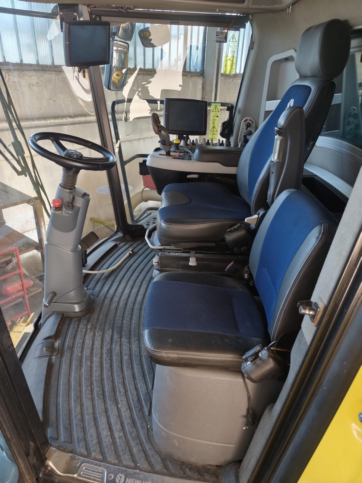 Mähdrescher типа New Holland CR 9.80, Gebrauchtmaschine в Taucha (Фотография 3)