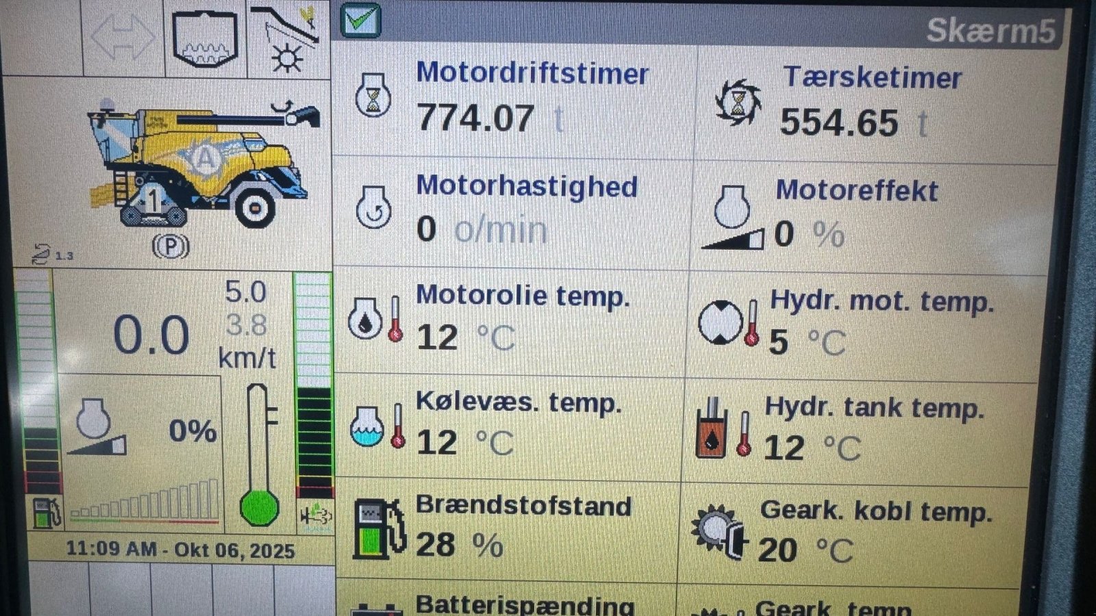 Mähdrescher of the type New Holland CR10.90, Gebrauchtmaschine in Holstebro (Picture 11)