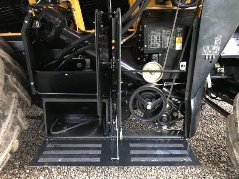 Mähdrescher typu New Holland CR10.90, Gebrauchtmaschine v Middelfart (Obrázek 8)