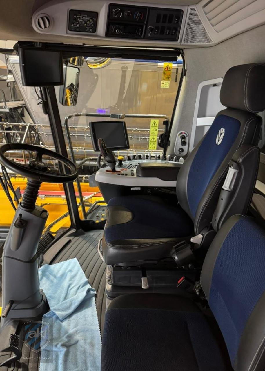 Mähdrescher del tipo New Holland CR10.90, Gebrauchtmaschine In Mörstadt (Immagine 8)