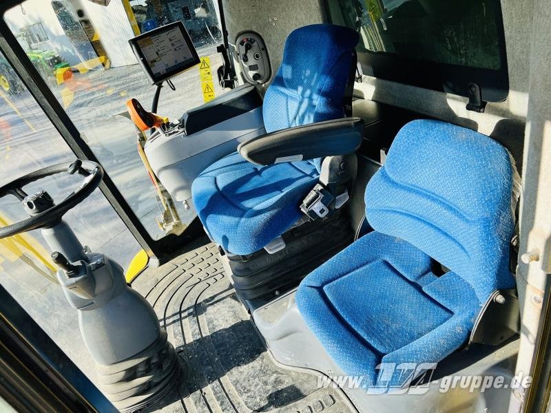 Mähdrescher des Typs New Holland CR8080, Gebrauchtmaschine in Sülzetal OT Altenweddingen (Bild 10)