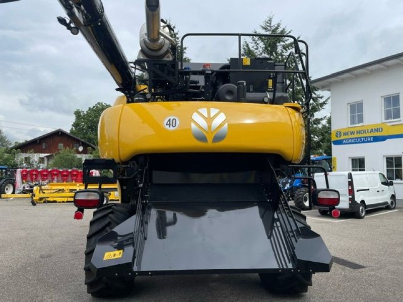Mähdrescher tip New Holland CR8.80 Revelation, Gebrauchtmaschine in Burgkirchen (Poză 5)