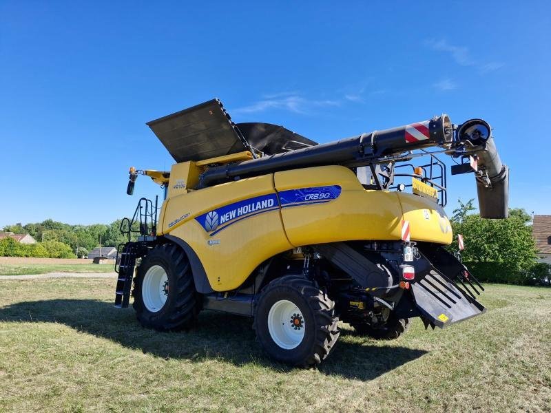 Mähdrescher Türe ait New Holland CR8.90, Gebrauchtmaschine içinde BRAY en Val (resim 5)