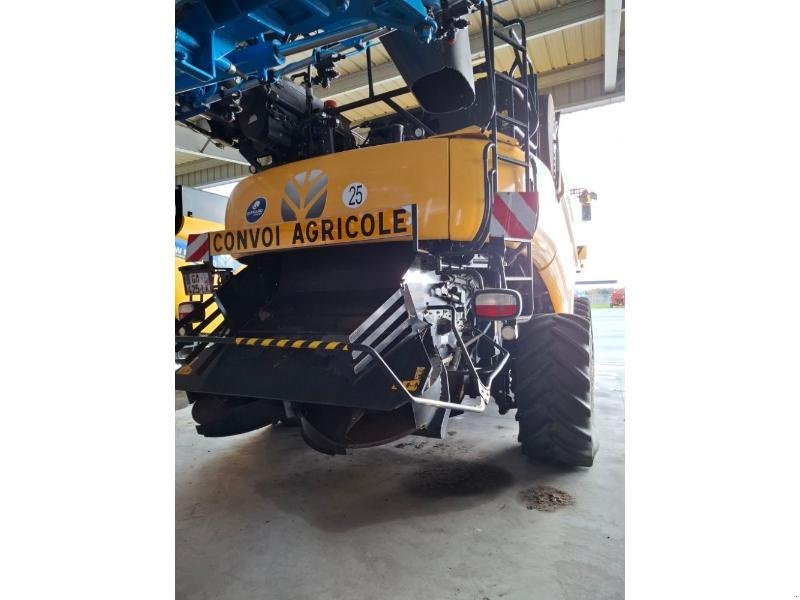Mähdrescher του τύπου New Holland CR9-90ST, Gebrauchtmaschine σε ANTIGNY (Φωτογραφία 5)