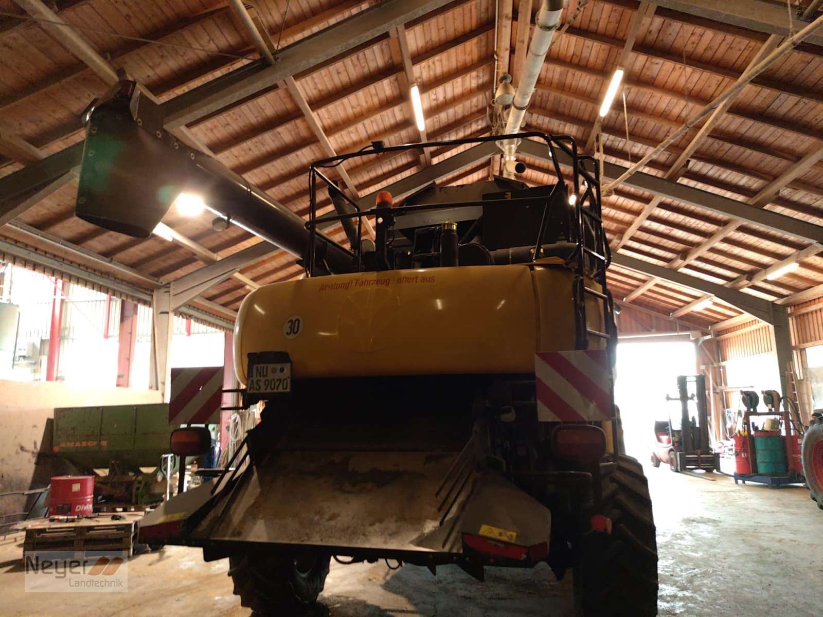 Mähdrescher του τύπου New Holland CR9070 Elevation, Gebrauchtmaschine σε Bad Waldsee Mennisweiler (Φωτογραφία 8)