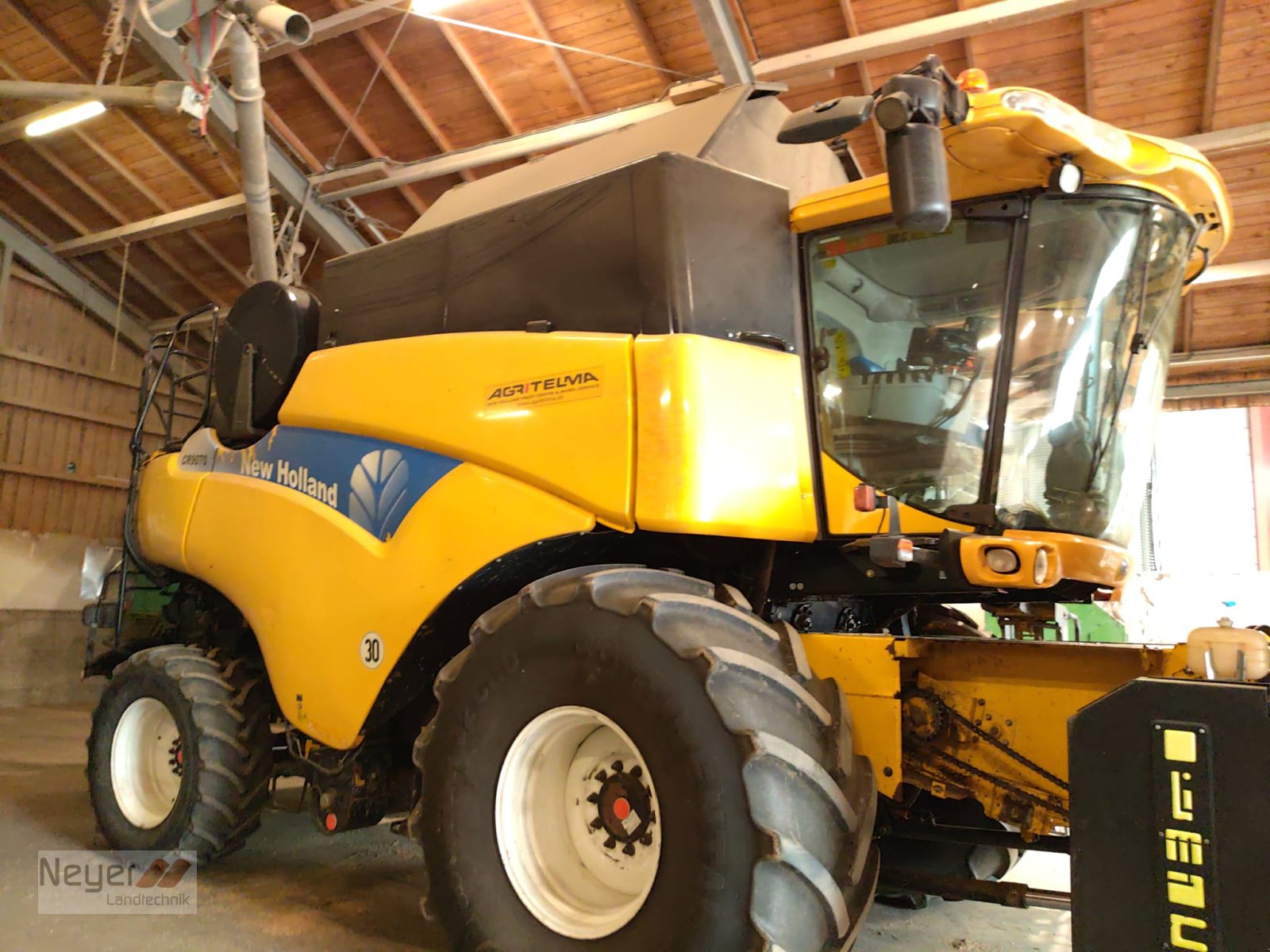 Mähdrescher του τύπου New Holland CR9070 Elevation, Gebrauchtmaschine σε Bad Waldsee Mennisweiler (Φωτογραφία 9)