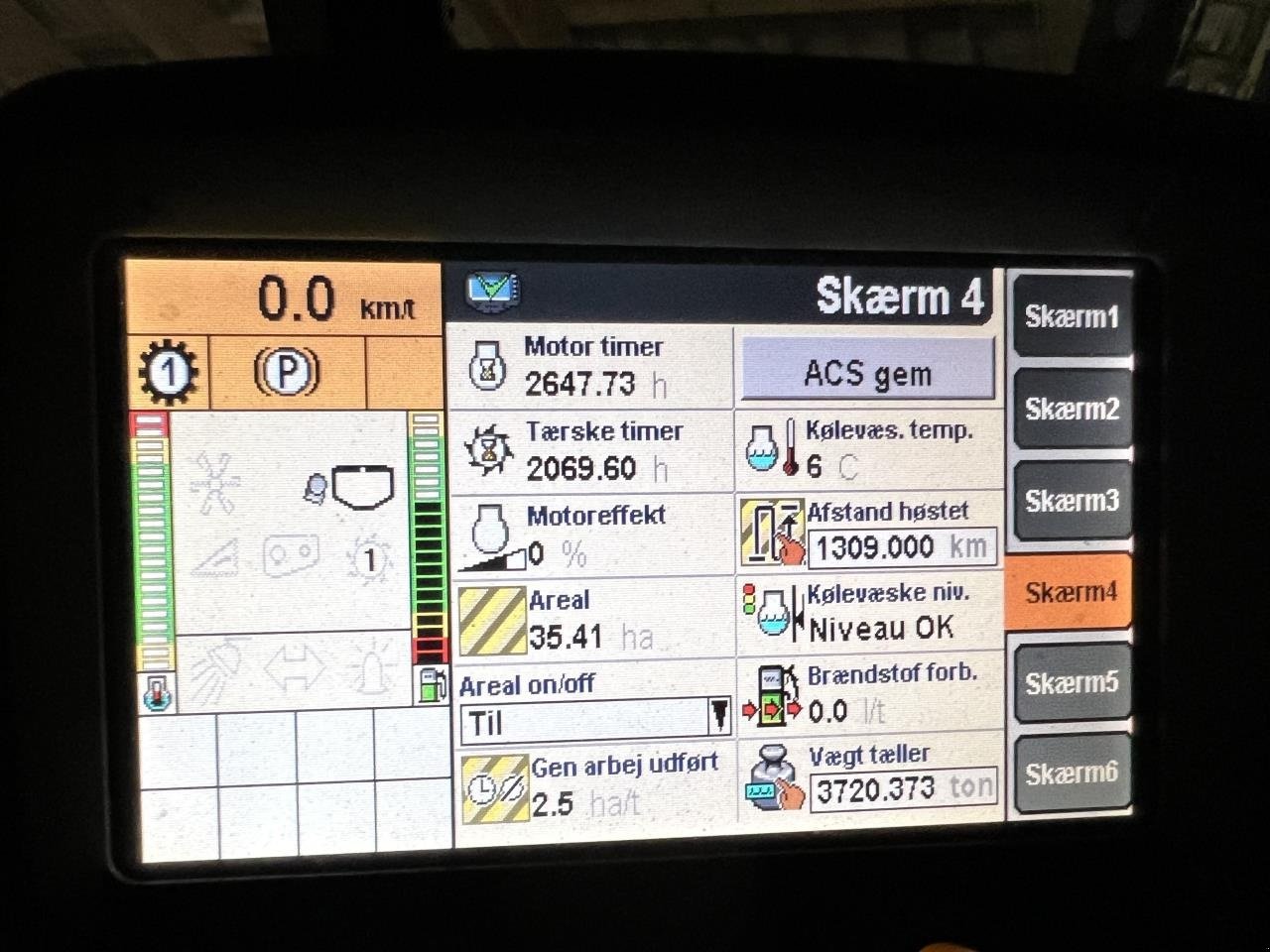 Mähdrescher tip New Holland CR9080 SLH, Gebrauchtmaschine in Hadsten (Poză 3)