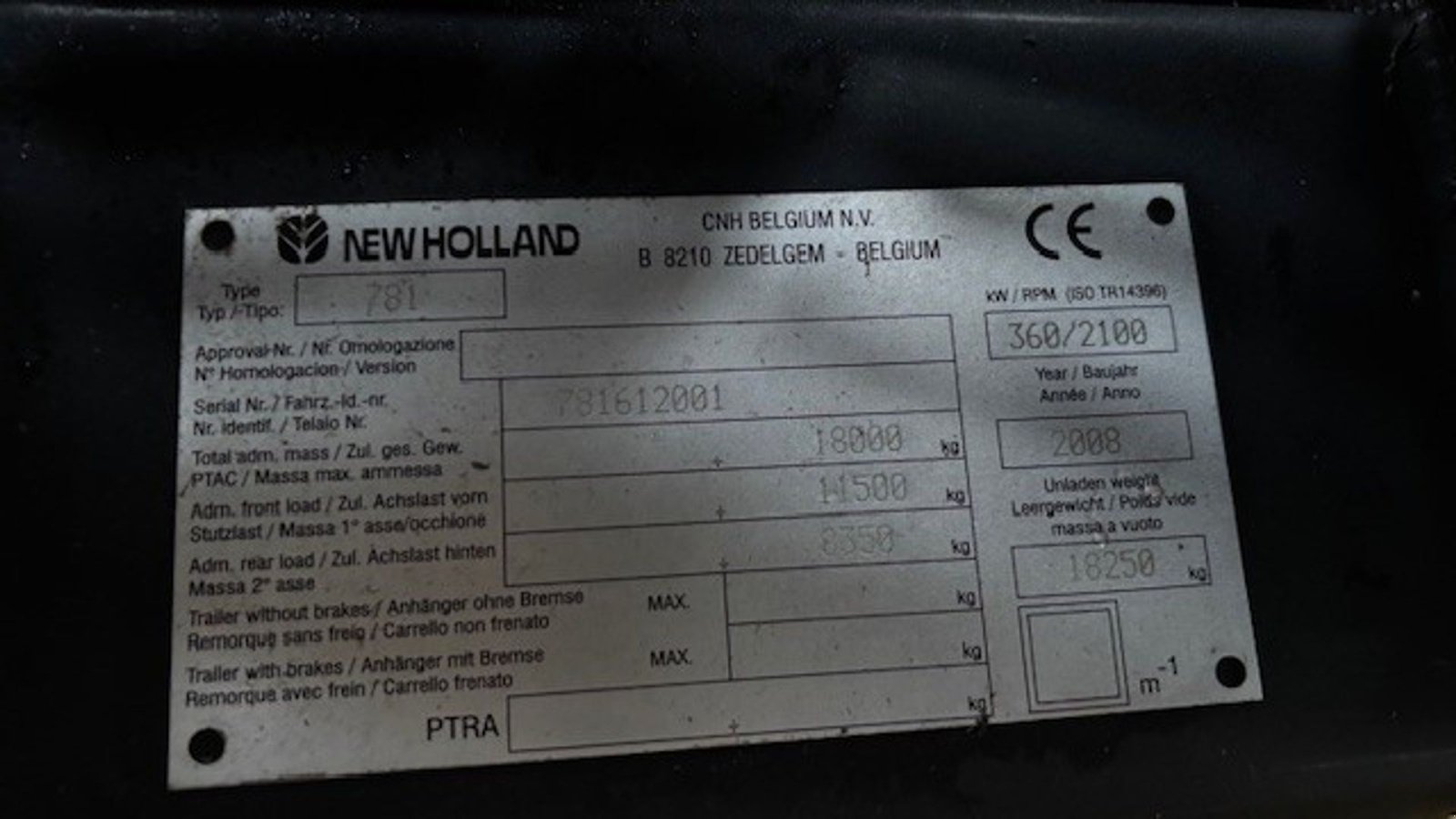 Mähdrescher of the type New Holland CR9080, Gebrauchtmaschine in Sakskøbing (Picture 4)