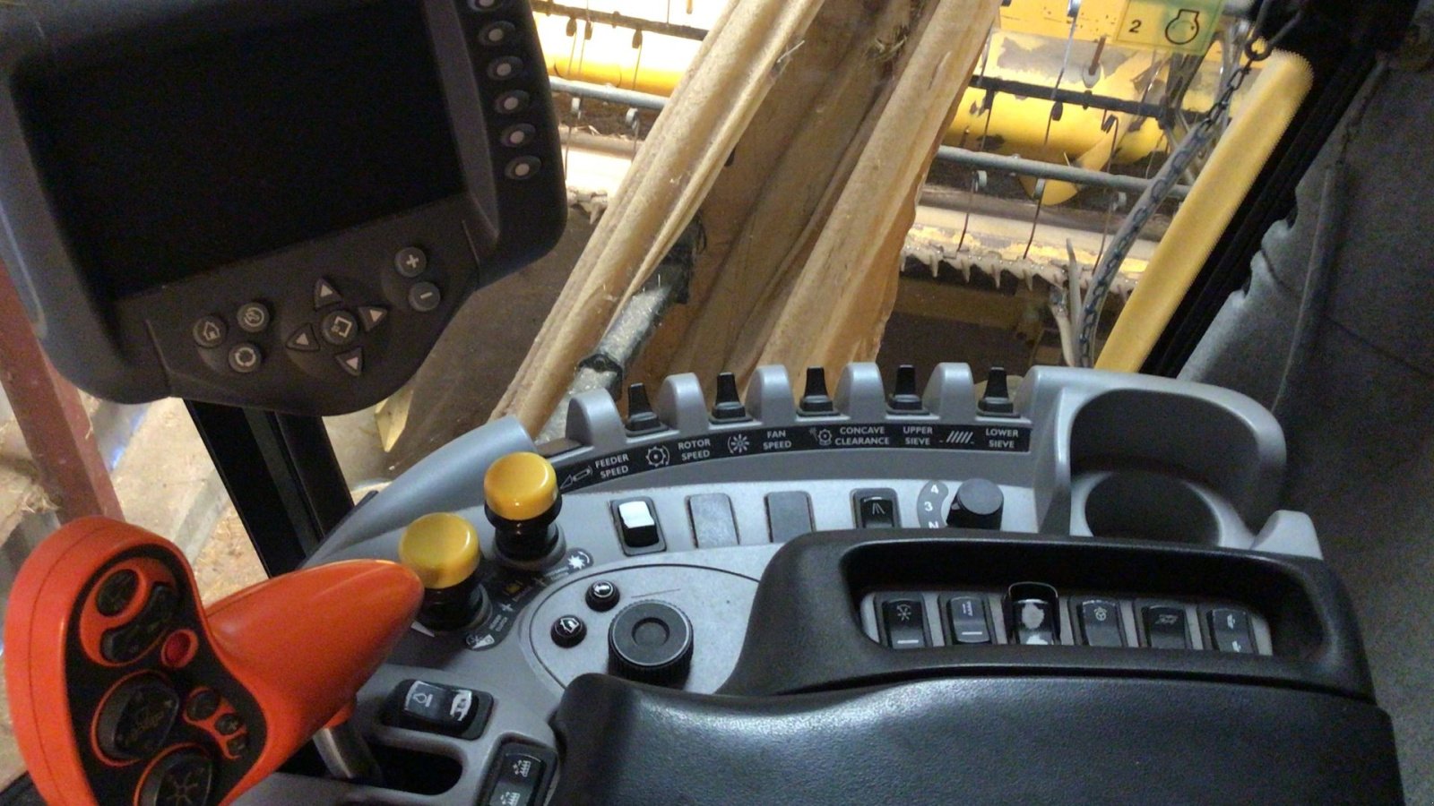 Mähdrescher typu New Holland CR9080, Gebrauchtmaschine v Bredsten (Obrázek 5)