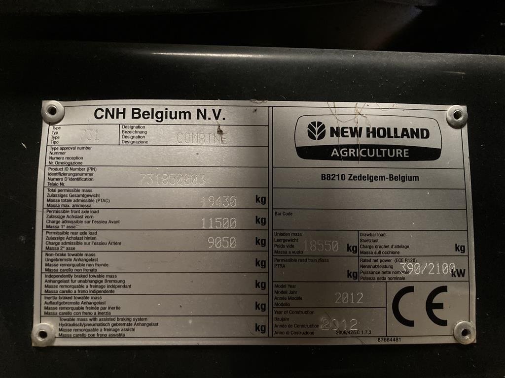 Mähdrescher des Typs New Holland CR9090 35 fod VF bord og 4wd mm., Gebrauchtmaschine in Roskilde (Bild 7)