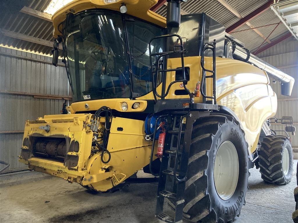 Mähdrescher του τύπου New Holland CR9090 35 fod VF bord og 4wd mm., Gebrauchtmaschine σε Roskilde (Φωτογραφία 1)