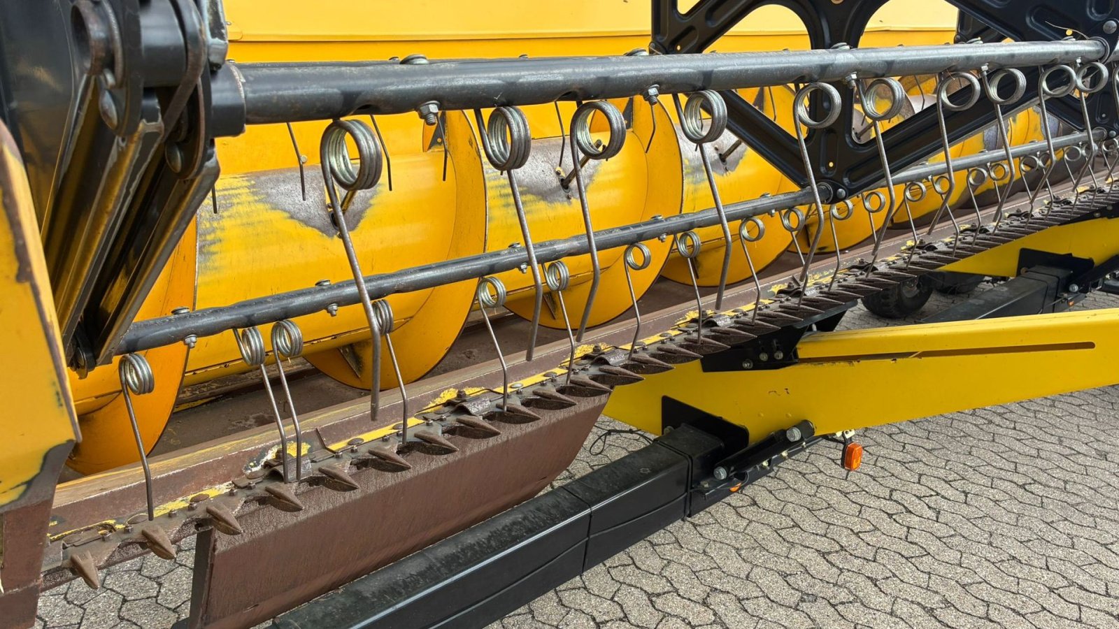 Mähdrescher of the type New Holland CR9090 CR9090, Gebrauchtmaschine in Trige (Picture 22)