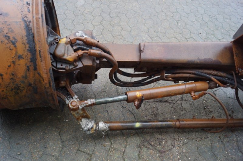 Mähdrescher del tipo New Holland CR9090, Gebrauchtmaschine In Hemmet (Immagine 12)