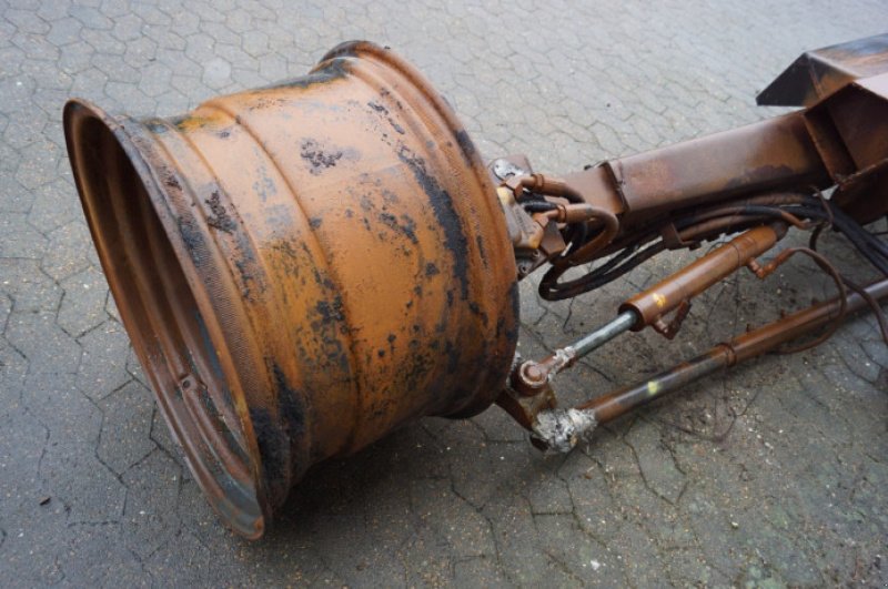 Mähdrescher del tipo New Holland CR9090, Gebrauchtmaschine In Hemmet (Immagine 11)