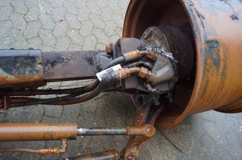 Mähdrescher del tipo New Holland CR9090, Gebrauchtmaschine In Hemmet (Immagine 18)